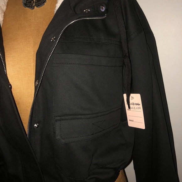 [Gstudio] Black Teddy Fleece Sherpa Crop Bomber Jacket& Coat. - Picture 5 of 9